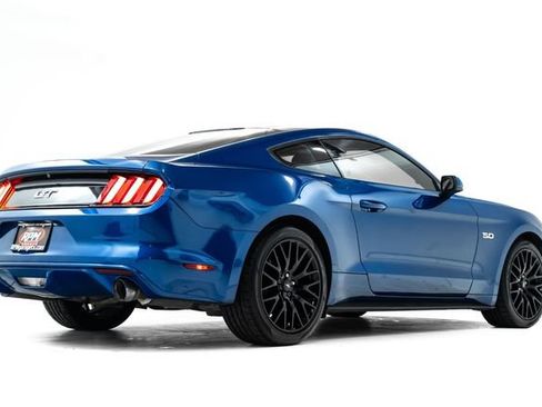 Used 2017 Ford Mustang GT w/ GT Performance Package RWD image 4