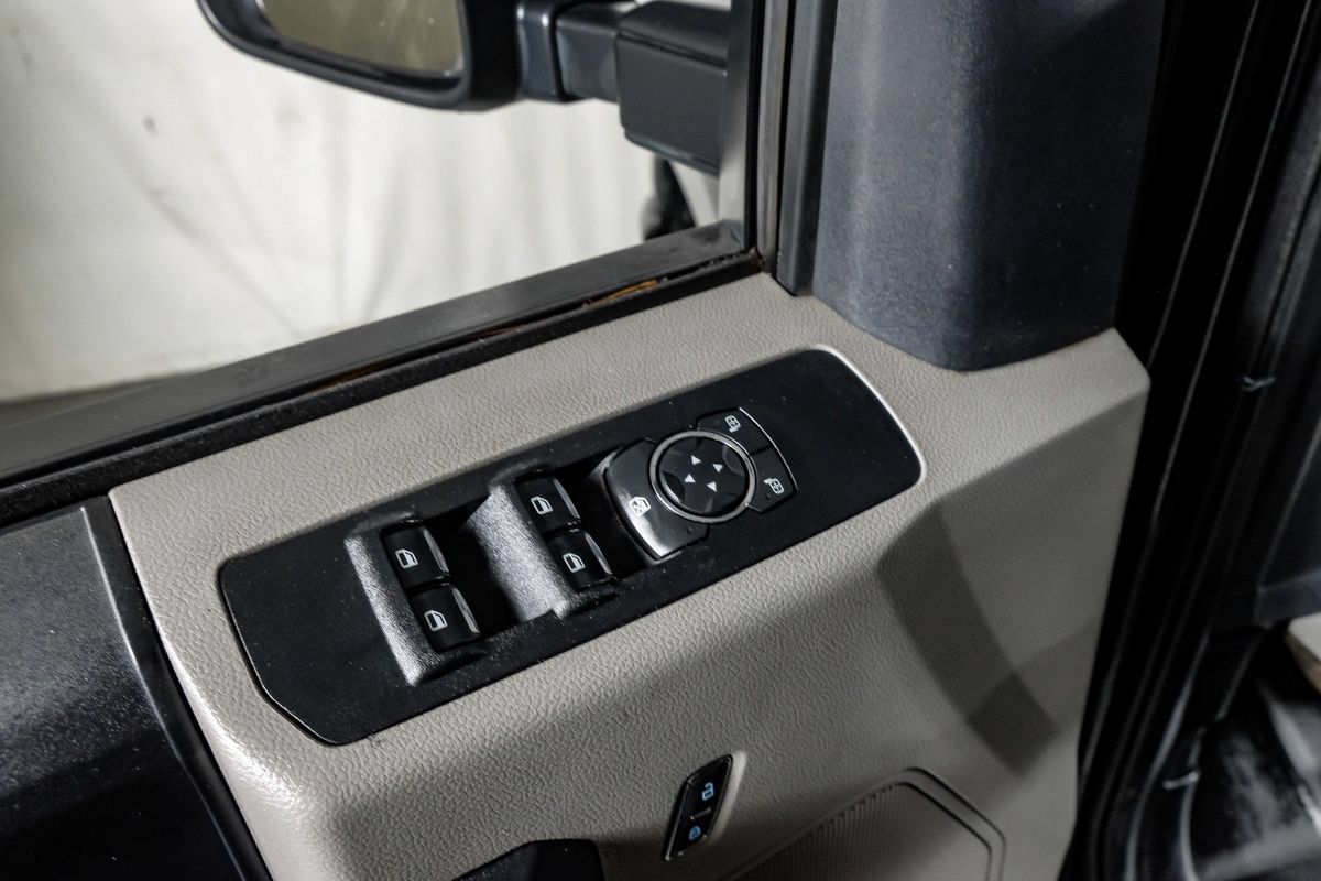 Used 2020 Ford F350 XL w/ STX Appearance Package AWD/4WD image 31