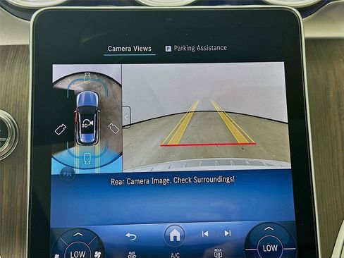 Used 2026 Mercedes-Benz GLC 300 4MATIC image 18