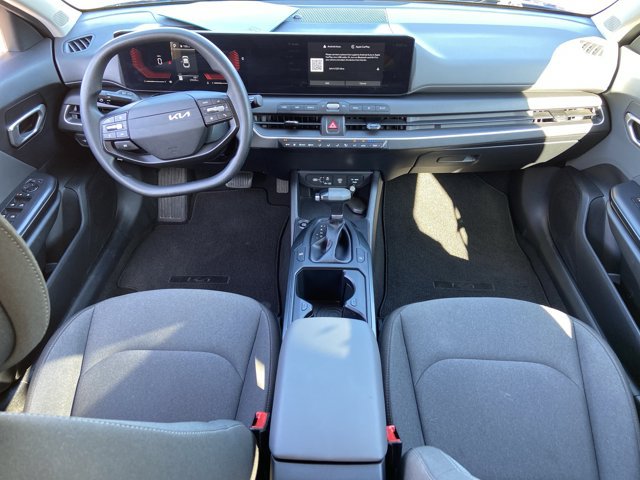 Used 2025 Kia K4 FWD image 51