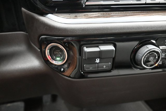 Used 2026 Chevrolet Silverado 2500 LT AWD/4WD image 9