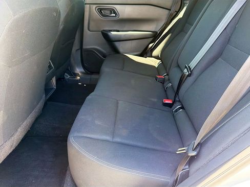 Used 2024 Nissan Rogue S AWD/4WD image 23