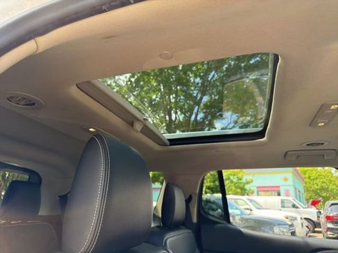 Used 2017 GMC Acadia Denali w/ Technology Package AWD/4WD image 14