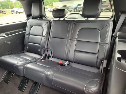 Used 2024 Lincoln Navigator Reserve image 24