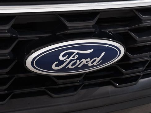 Used 2024 Ford Escape ST-Line w/ Tech Pack #1 AWD/4WD image 21
