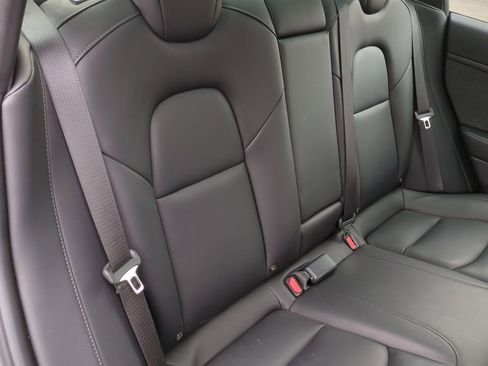 Used 2023 Tesla Model 3 Standard Range image 25