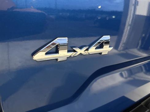 Used 2017 Toyota Tundra SR5 image 12