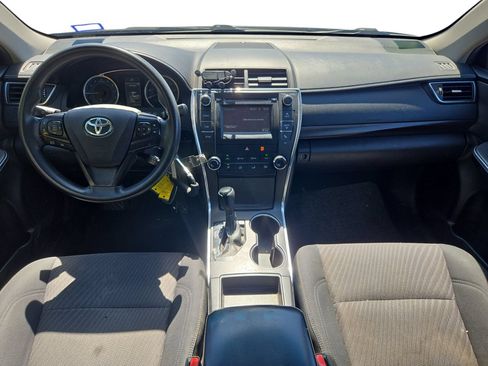 Used 2017 Toyota Camry LE FWD image 9