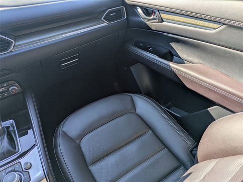 Used 2024 MAZDA CX-5 Signature image 19