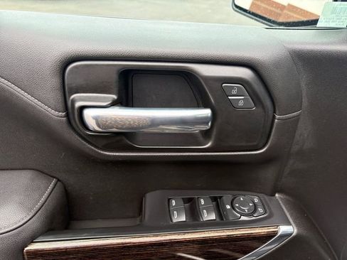 Used 2021 GMC Sierra 1500 SLE image 18