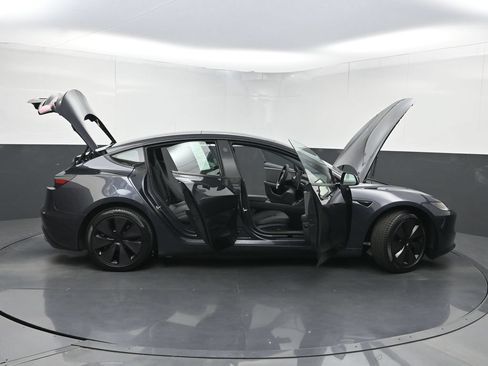 Used 2024 Tesla Model 3 Standard Range RWD image 35