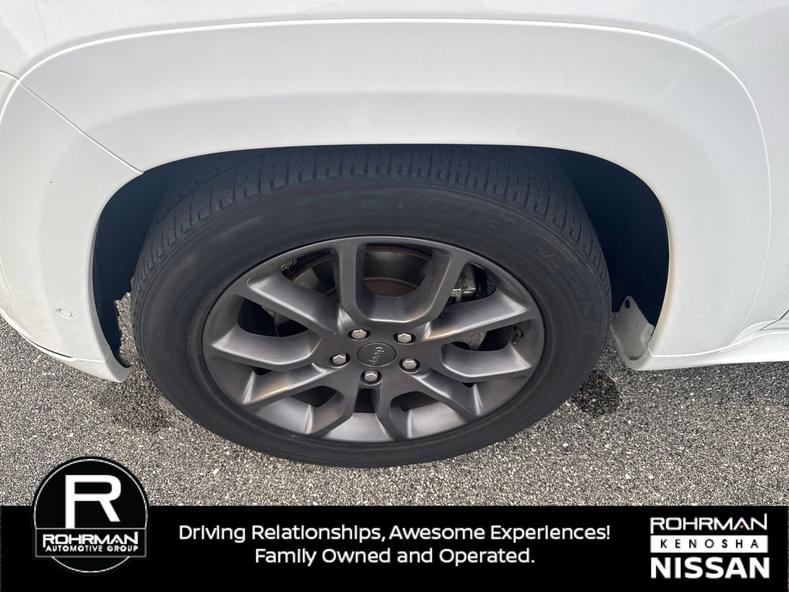 Used 2021 Jeep Grand Cherokee High Altitude AWD/4WD image 10