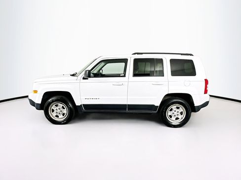 Used 2016 Jeep Patriot Sport w/ Power Value Group image 4