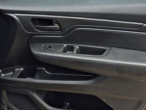 Used 2022 Honda Odyssey EX-L image 35