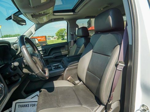 Used 2017 GMC Sierra 1500 SLT w/ All Terrain Package AWD/4WD image 18