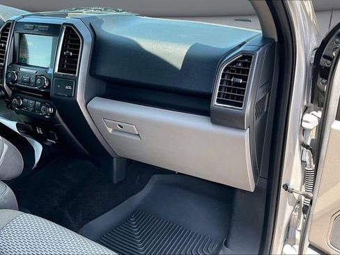 Used 2016 Ford F150 XLT w/ Equipment Group 302A Luxury AWD/4WD image 27