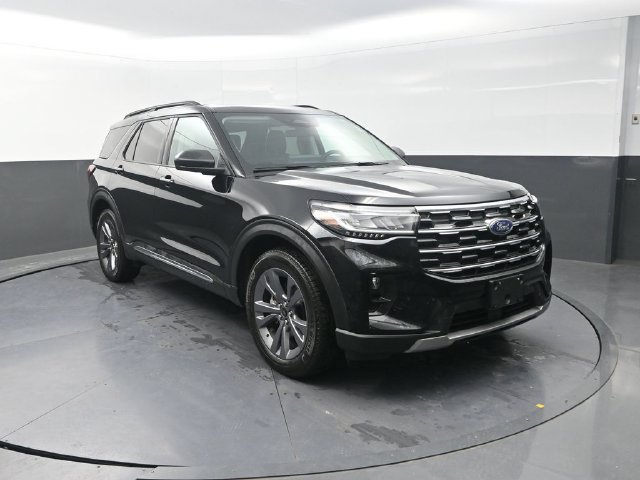 Used 2025 Ford Explorer Active w/ Active Comfort Package AWD/4WD image 10