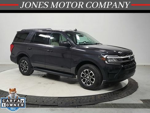 Used 2024 Ford Expedition XLT RWD image 1