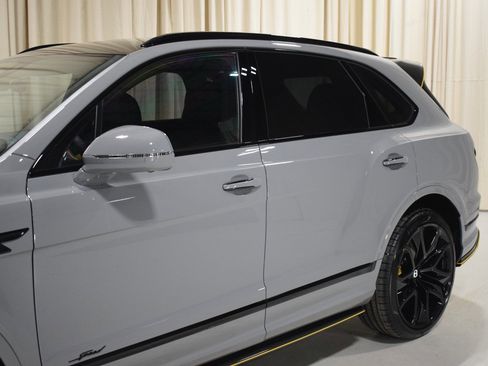New 2026 Bentley Bentayga Speed image 8