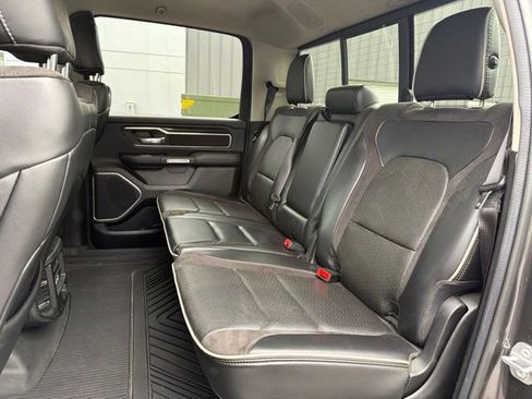 Used 2022 RAM 1500 Laramie AWD/4WD image 19