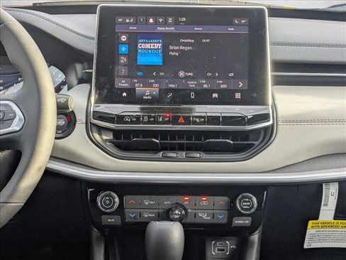 New 2026 Jeep Compass Limited image 11