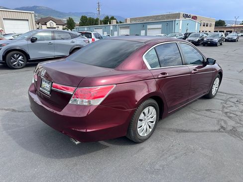 Used 2011 Honda Accord LX image 3