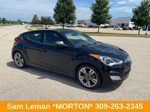 Used 2016 Hyundai Veloster w/ Option Group 03 FWD image 1