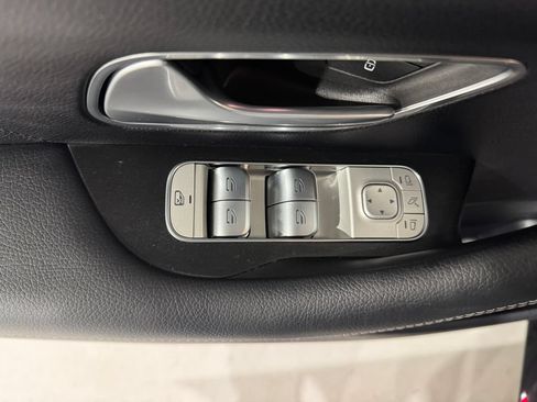 Used 2026 Mercedes-Benz GLS 450 4MATIC image 17