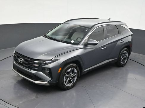 Used 2025 Hyundai Tucson SEL FWD image 21