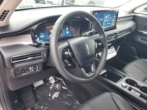 New 2025 Lincoln Corsair Reserve w/ Jet Appearance Package image 12