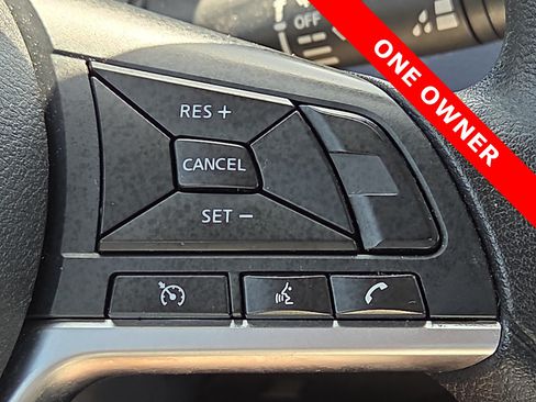 Used 2024 Nissan Versa SV FWD image 22