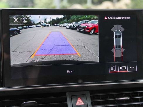 Used 2023 Audi A4 2.0T Premium w/ Convenience Package image 23