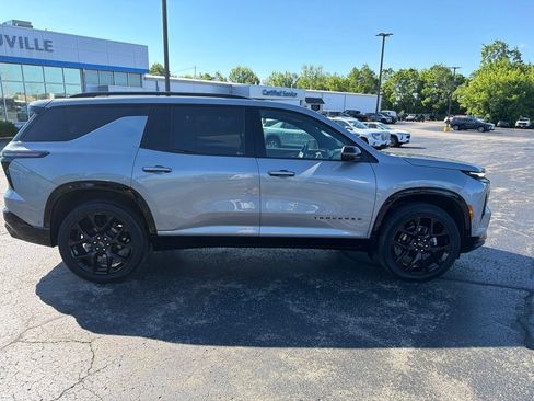 Certified 2024 Chevrolet Traverse RS w/ LPO, Floor Liner Package AWD/4WD image 3