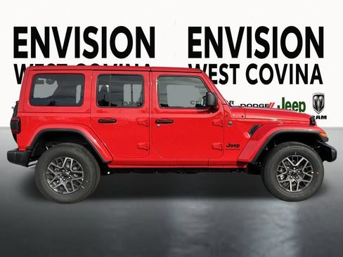 New 2025 Jeep Wrangler Sahara w/ Technology Group image 12