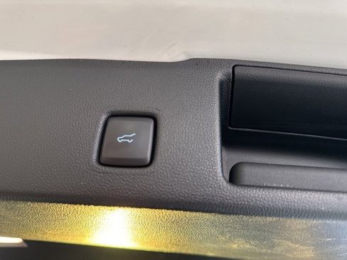 Used 2023 Ford Escape ST-Line Select w/ Tech Pack #2 image 33