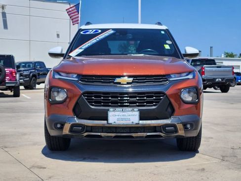 Used 2021 Chevrolet TrailBlazer ACTIV w/ Convenience Package AWD/4WD image 2