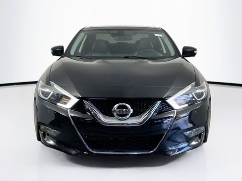 Used 2017 Nissan Maxima Platinum FWD image 2