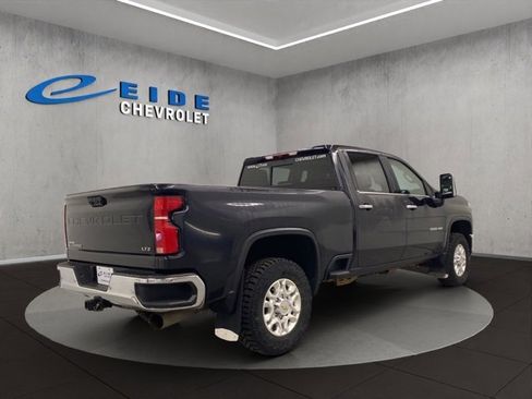 Used 2024 Chevrolet Silverado 3500 LTZ w/ LTZ Plus Package image 3