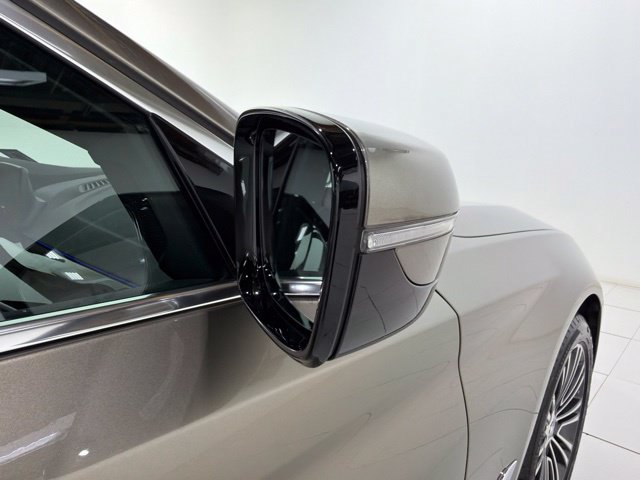 Used 2019 BMW 530i xDrive w/ Convenience Package AWD/4WD image 26