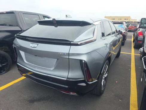 Used 2024 Cadillac Lyriq Tech RWD image 4