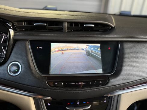 Used 2019 Cadillac XT5 Luxury image 33