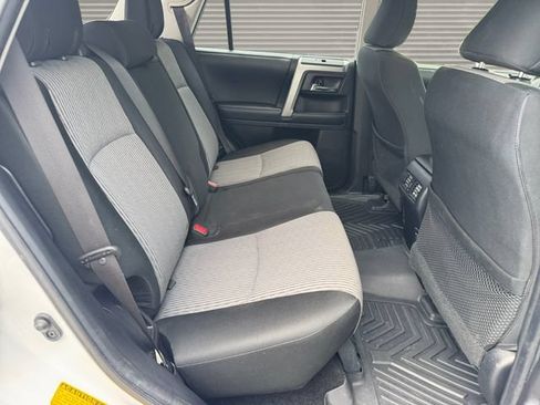 Used 2019 Toyota 4Runner SR5 AWD/4WD image 17