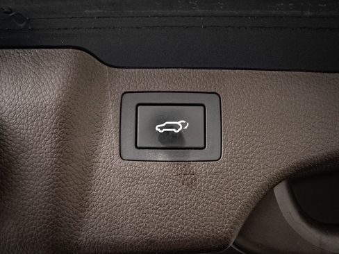 Used 2017 Hyundai Santa Fe Sport image 22