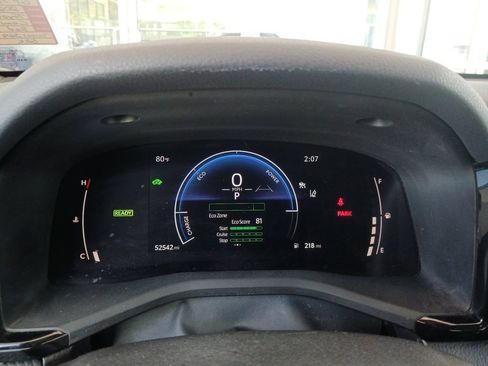 Used 2025 Toyota Camry SE FWD image 18