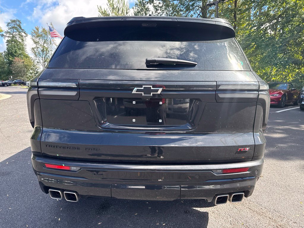 Used 2026 Chevrolet Traverse RS w/ LPO, Floor Liner Package AWD/4WD image 6