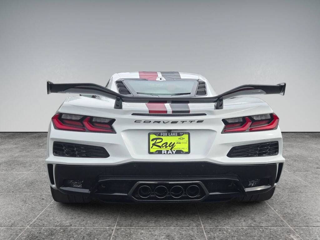 New 2027 Chevrolet Corvette Z06 w/ Z07 Performance Package RWD image 7
