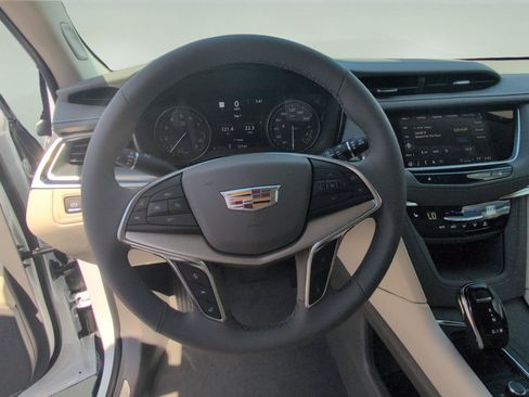 New 2026 Cadillac XT5 Premium Luxury FWD image 12