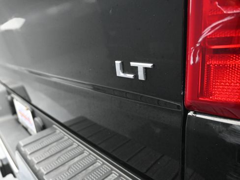 Used 2022 Chevrolet Silverado 1500 LT image 36