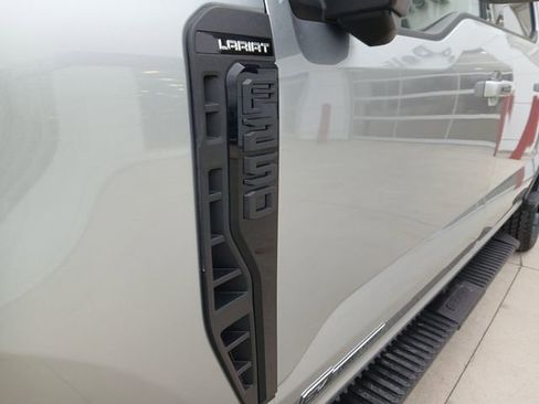 Used 2023 Ford F250 Lariat w/ Sport Appearance Package image 32