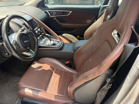 Used 2018 Jaguar F-TYPE Coupe AWD image 6